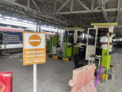 Parkir Penuh di Stasiun KA Tangerang Picu Ketegangan antara Awak Media dan Petugas