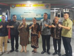 Usai Gelar Jamuan Makan Malam, Bupati Nias Selatan Didampingi Danlanal Nias Lakukan Kunjungan Kehormatan ke KRI Bung Karno-369