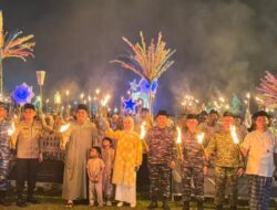 Obor Kemenangan Menyambut Idul Fitri, Danlanal Bintan Lepas Pawai Takbir Keliling