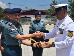 Purna Tugas Dengan Kehormatan, Danlanal Bintan Lepas Keberangkatan Serma Kom (Purn) Muzadi