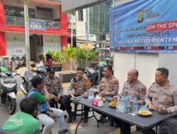 Jaga Jakarta On The Spot Hadir di Gerai Rakyat Mart Blora, Polsek Metro Menteng Perkuat Sinergi Bersama Komunitas Ojol